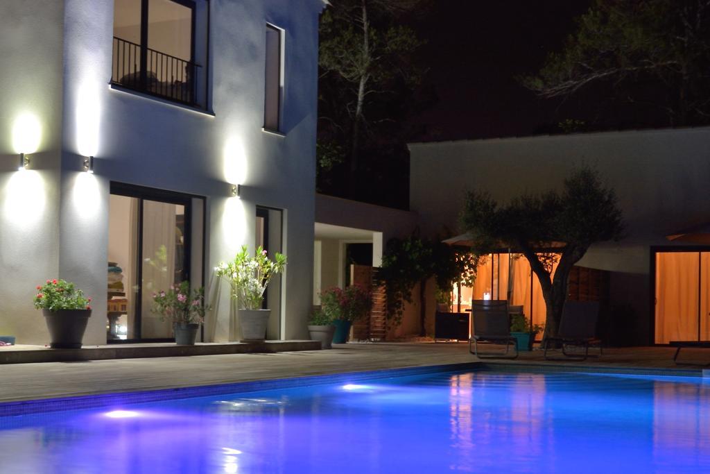 Sous Les Oliviers - Piscine Chauffee - Studios De Standing Tout-Equipes Saint-Maximin Exterior foto